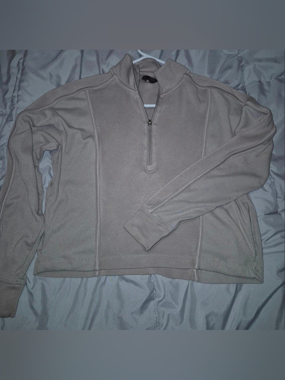 Woman's Half-Zip Pullover Sweater - Pale Pink